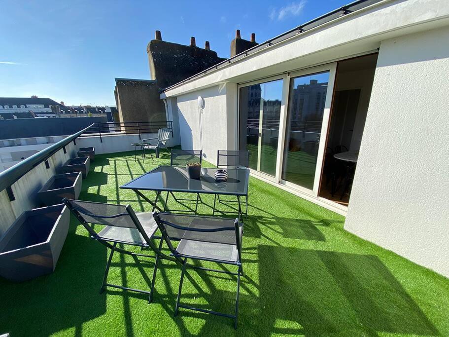 Grand Studio, Belle Terrasse Avec Vue Nantes Eksteriør billede